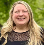 Hollie Havens '98 Hollie Havens '98