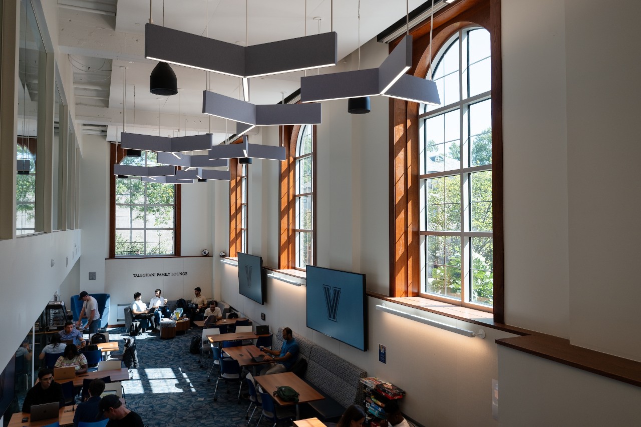 Taleghani Family Lounge Full Riew Taleghani Family Lounge