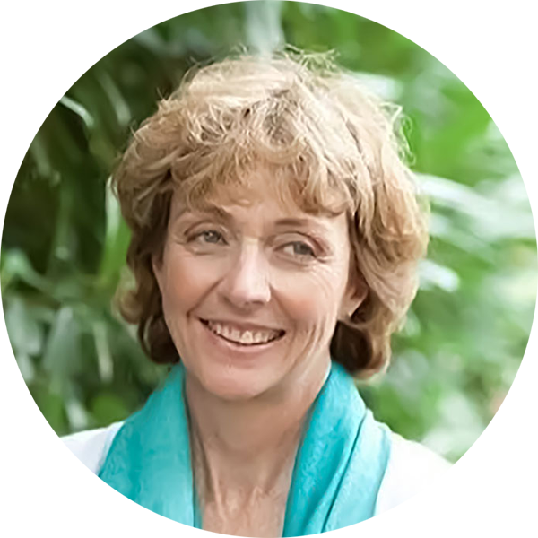 Catherine Staples headshot